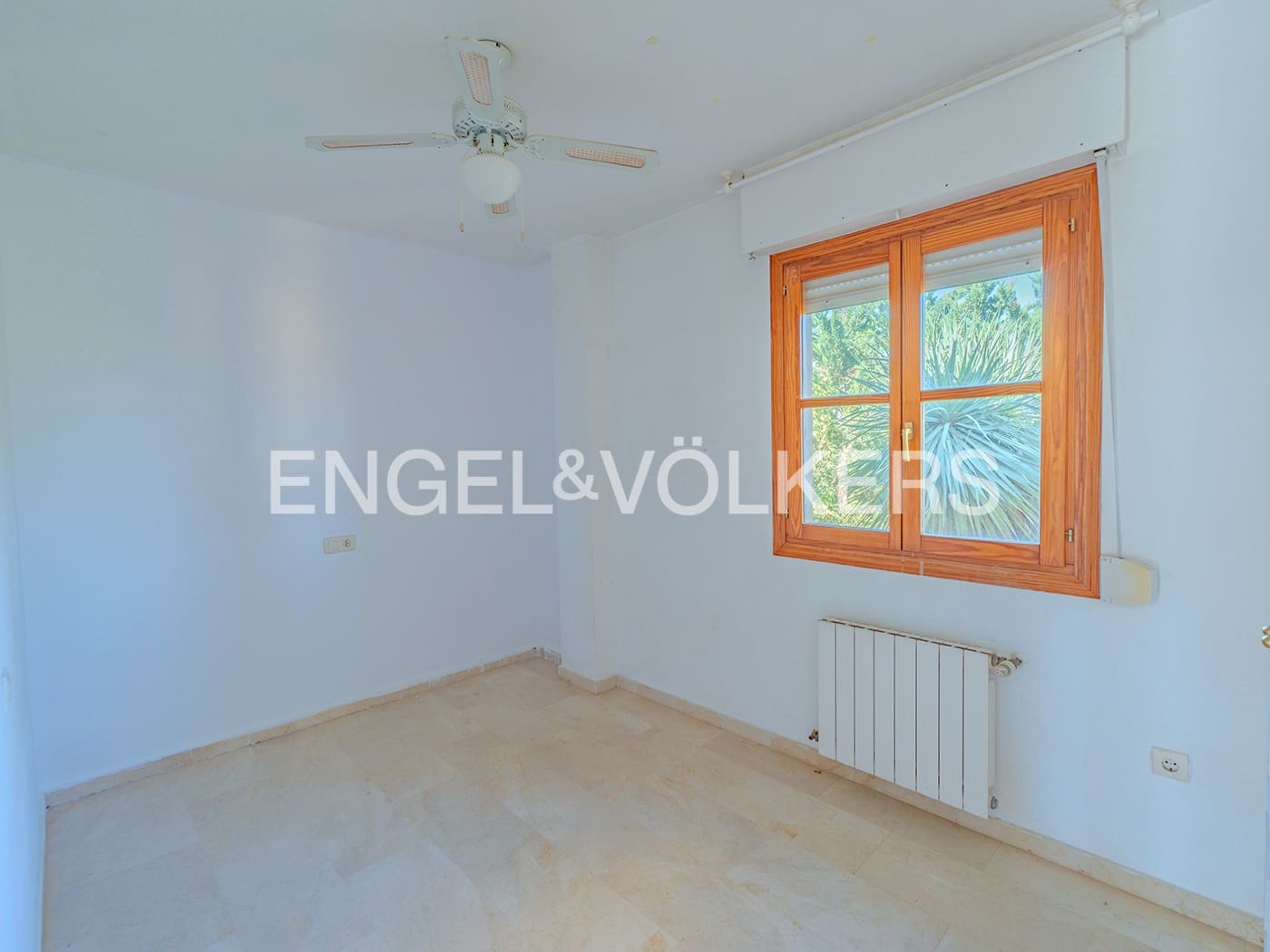 7 makuuhuone Huvila myytävänä paikassa Muchamiel / Mutxamel mukana uima-altaan 
autotalli - 515 000 € (Ref: 9349817)