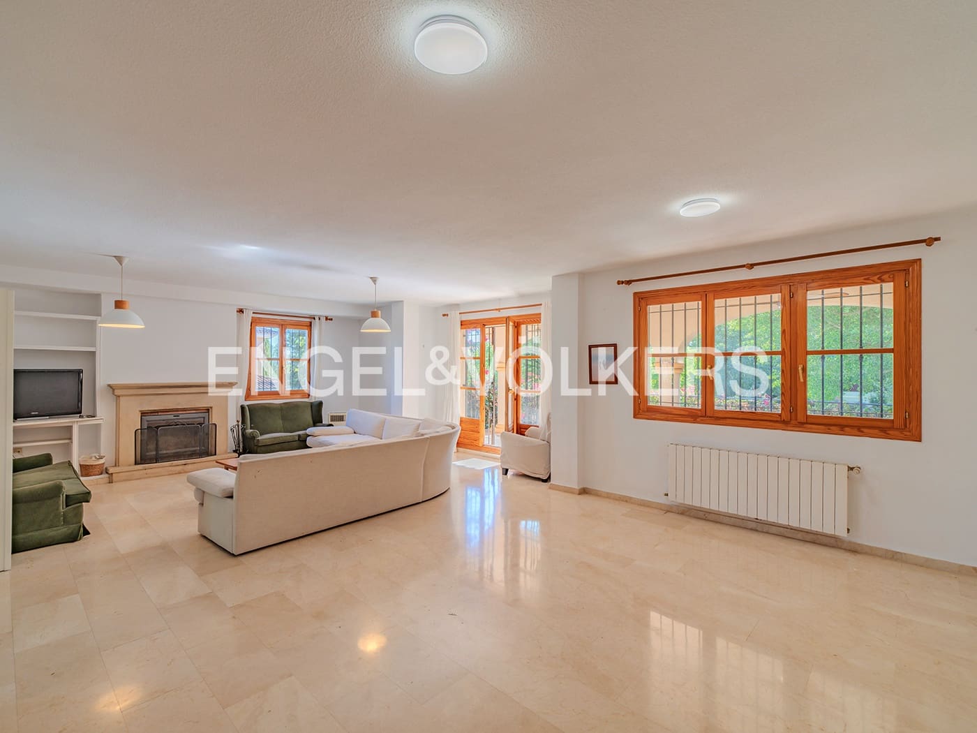 7 makuuhuone Huvila myytävänä paikassa Muchamiel / Mutxamel mukana uima-altaan 
autotalli - 515 000 € (Ref: 9349817)