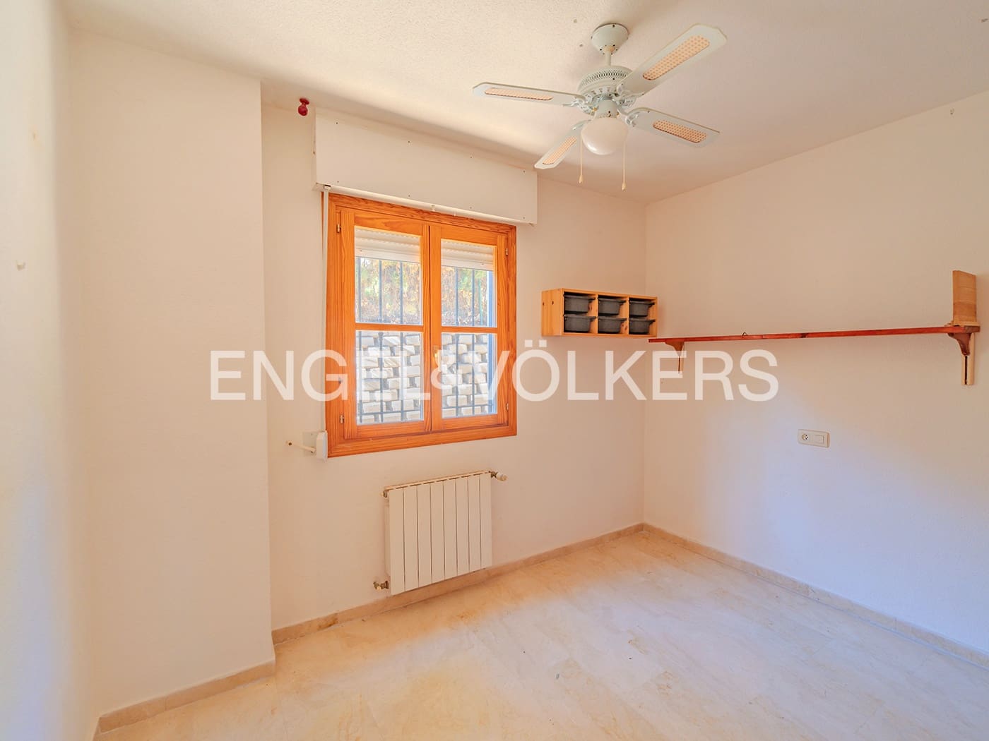 7 makuuhuone Huvila myytävänä paikassa Muchamiel / Mutxamel mukana uima-altaan 
autotalli - 515 000 € (Ref: 9349817)