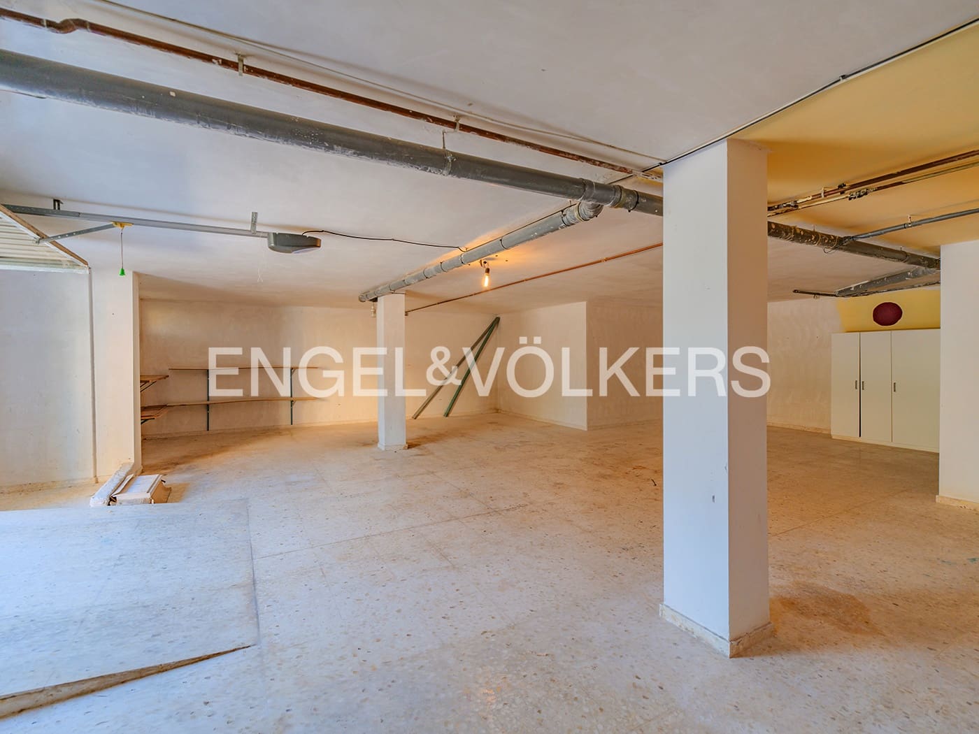 7 makuuhuone Huvila myytävänä paikassa Muchamiel / Mutxamel mukana uima-altaan 
autotalli - 515 000 € (Ref: 9349817)