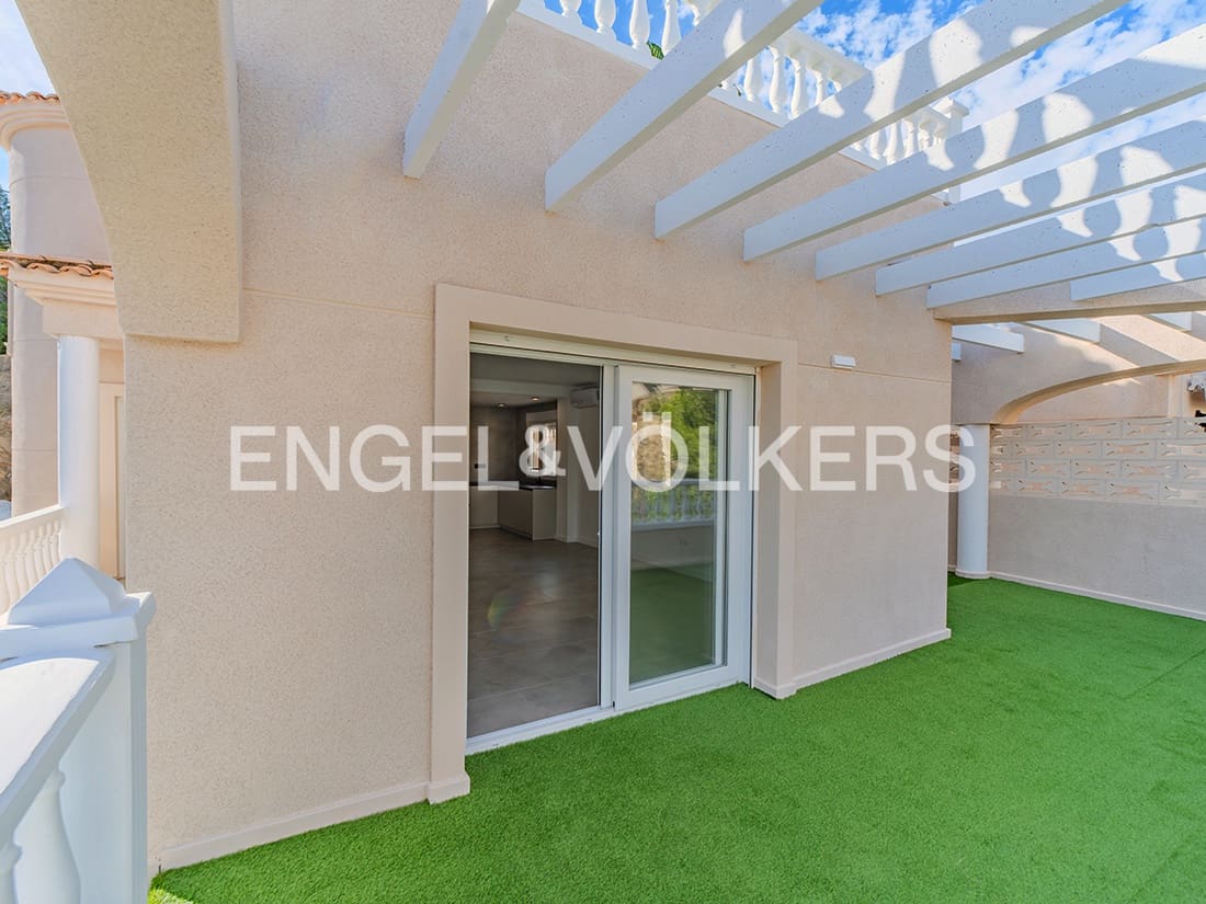 3 sovrum Villa till salu i El Campello med garage - 550 000 € (Ref: 9349946)