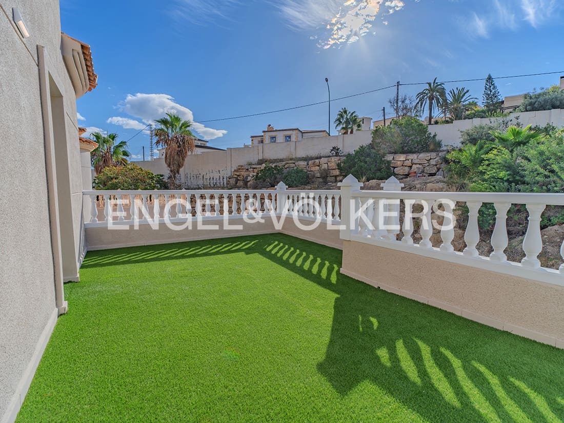 3 sovrum Villa till salu i El Campello med garage - 550 000 € (Ref: 9349946)