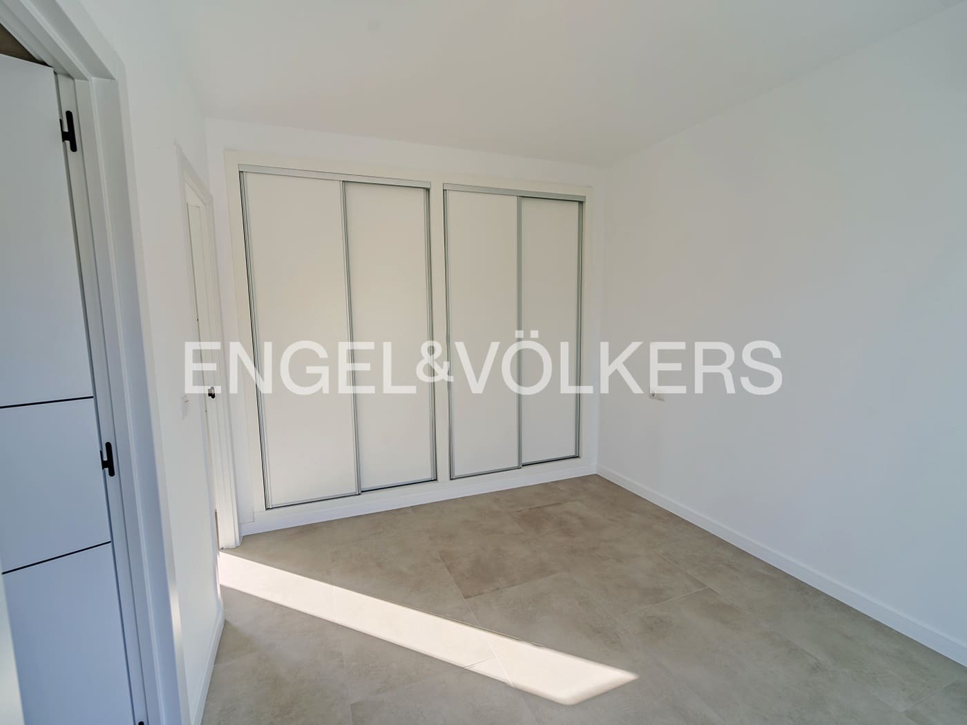 3 sovrum Villa till salu i El Campello med garage - 550 000 € (Ref: 9349946)