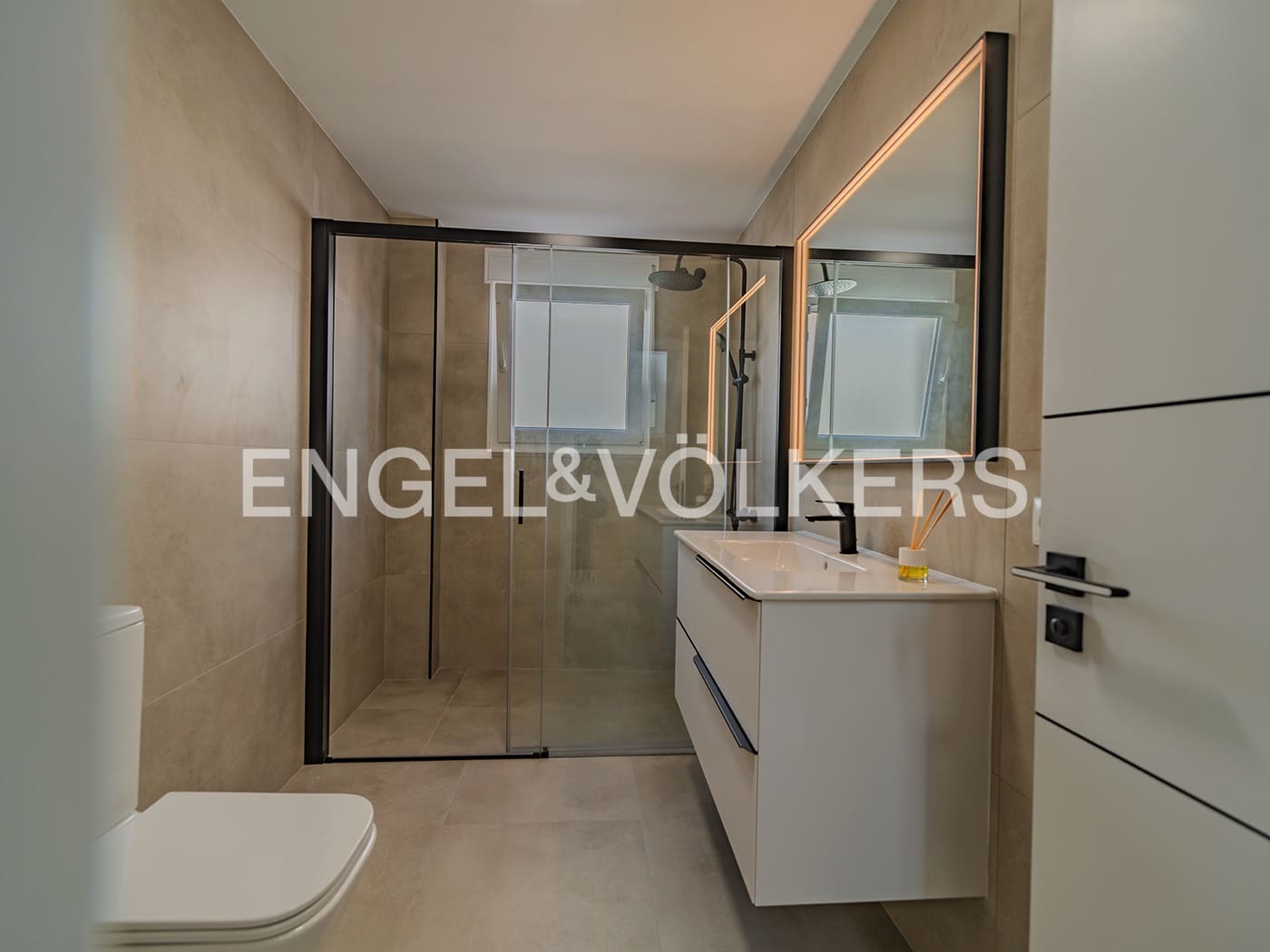 3 sovrum Villa till salu i El Campello med garage - 550 000 € (Ref: 9349946)