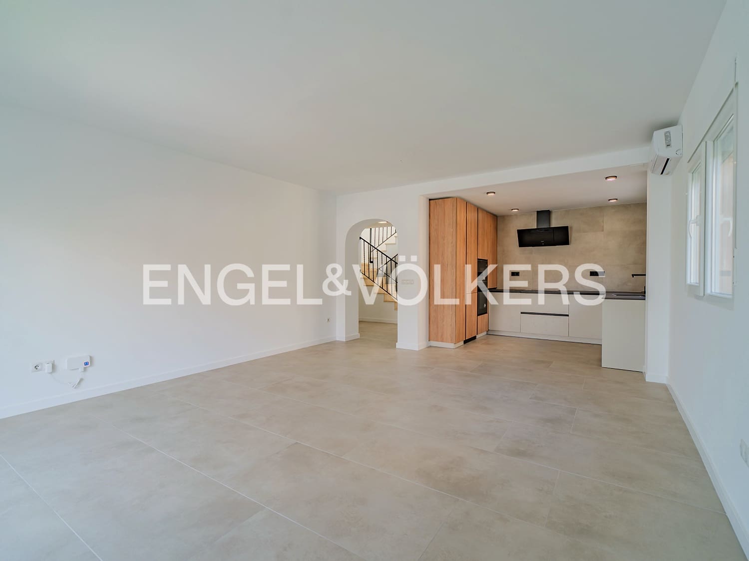 3 sovrum Villa till salu i El Campello med garage - 550 000 € (Ref: 9349946)