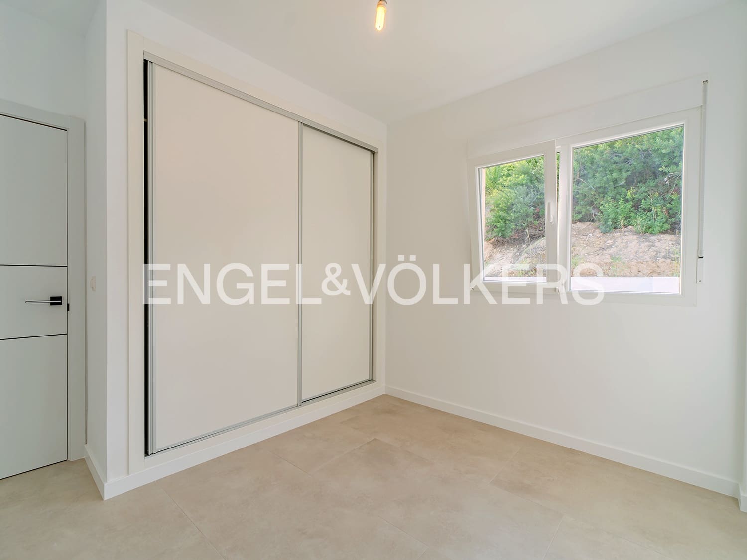 3 sovrum Villa till salu i El Campello med garage - 550 000 € (Ref: 9349946)