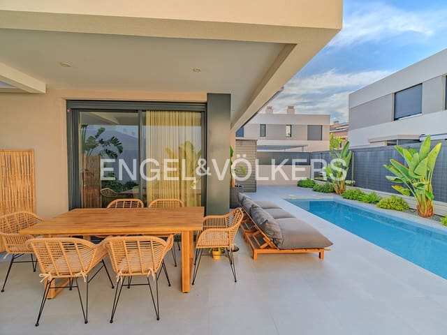 4 bedroom Semi-detached Villa for sale in San Juan de Alicante / Sant Joan d'Alacant with pool garage - € 875,000 (Ref: 9354199)