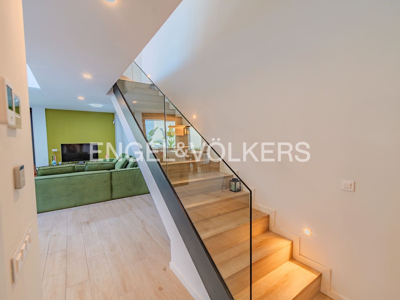 4 makuuhuone Paritalo myytävänä paikassa San Juan de Alicante / Sant Joan d'Alacant mukana uima-altaan 
autotalli - 875 000 € (Ref: 9354199)