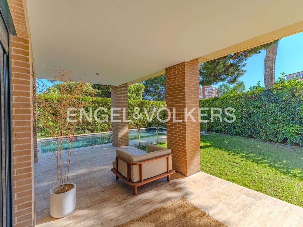 6 sypialnia Willa na sprzedaż w Miasto Alicante / Alacant z basenem garażem - 1 395 000 € (Ref: 9354495)