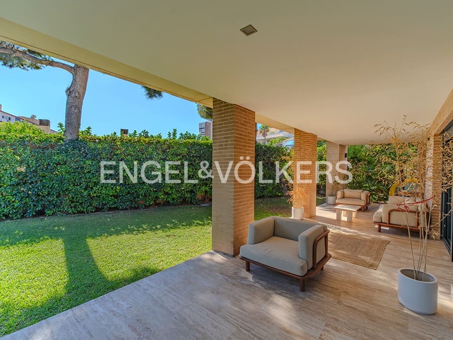 6 sypialnia Willa na sprzedaż w Miasto Alicante / Alacant z basenem garażem - 1 395 000 € (Ref: 9354495)