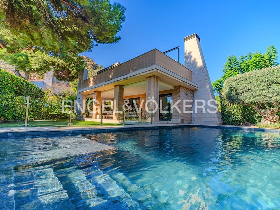 6 sypialnia Willa na sprzedaż w Miasto Alicante / Alacant z basenem garażem - 1 395 000 € (Ref: 9354495)