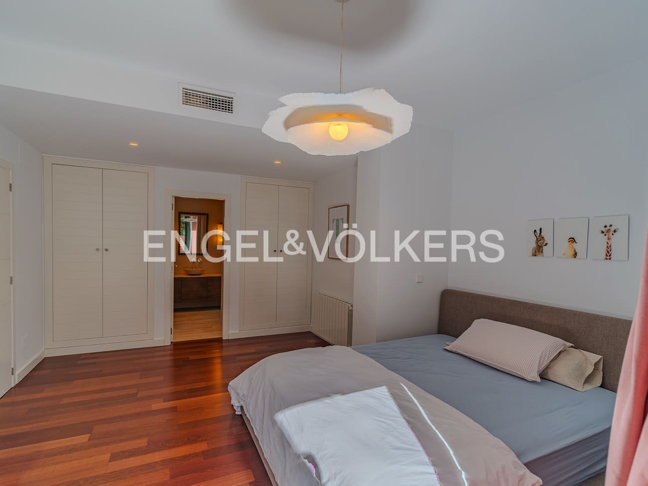 6 sypialnia Willa na sprzedaż w Miasto Alicante / Alacant z basenem garażem - 1 395 000 € (Ref: 9354495)