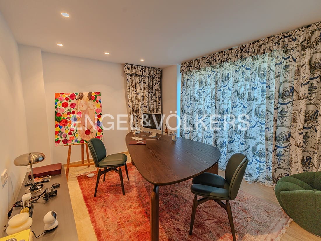 6 sypialnia Willa na sprzedaż w Miasto Alicante / Alacant z basenem garażem - 1 395 000 € (Ref: 9354495)