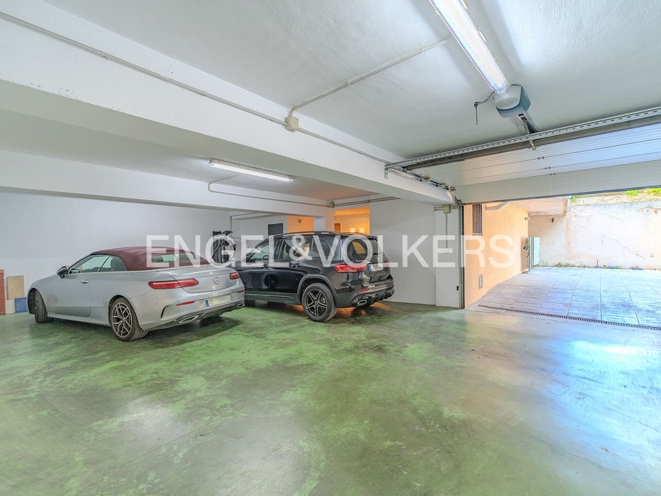 6 sypialnia Willa na sprzedaż w Miasto Alicante / Alacant z basenem garażem - 1 395 000 € (Ref: 9354495)