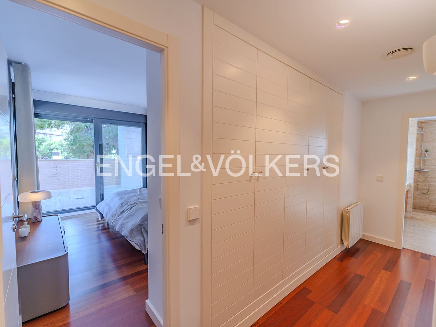 6 sypialnia Willa na sprzedaż w Miasto Alicante / Alacant z basenem garażem - 1 395 000 € (Ref: 9354495)