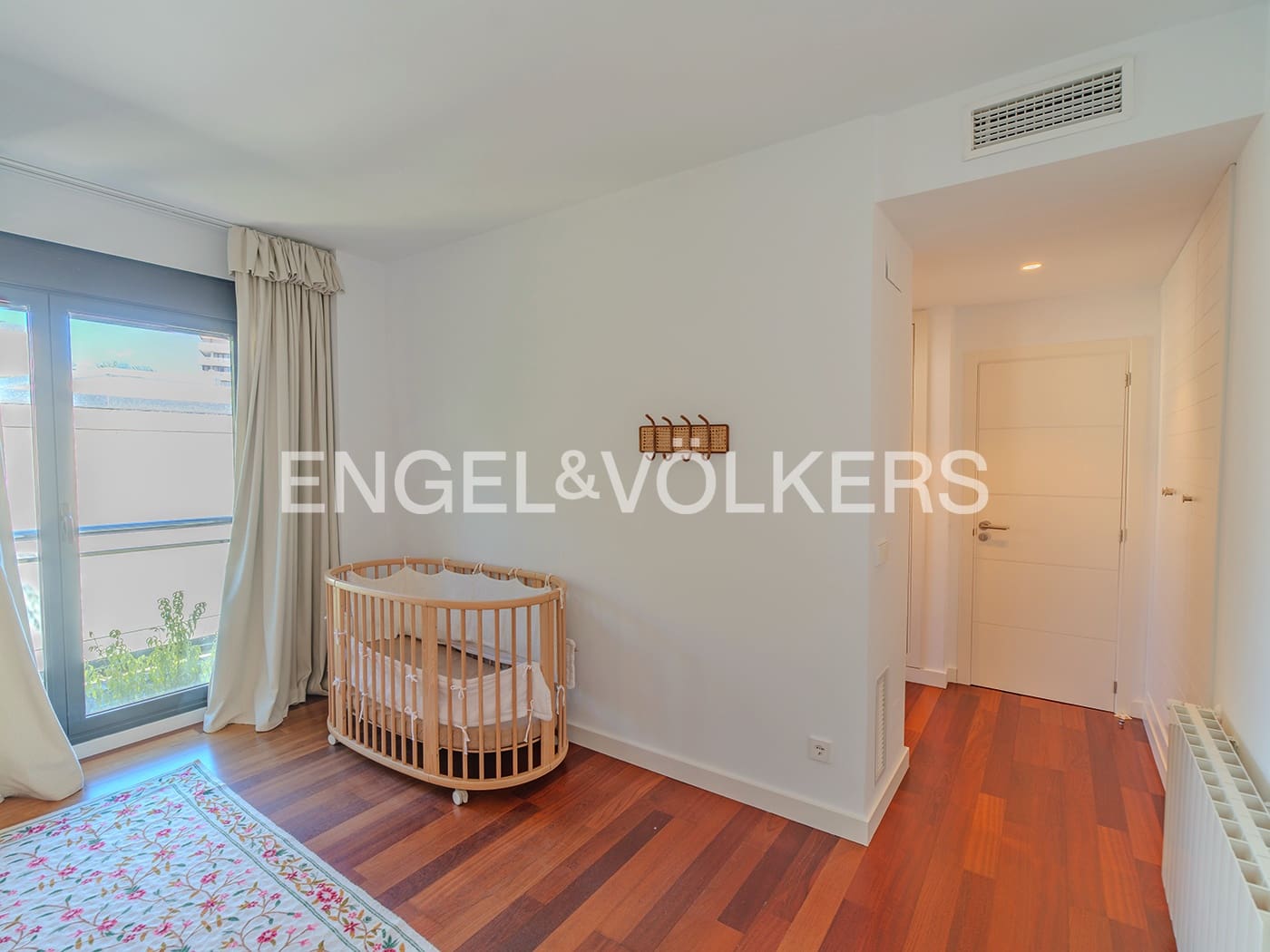 6 sypialnia Willa na sprzedaż w Miasto Alicante / Alacant z basenem garażem - 1 395 000 € (Ref: 9354495)