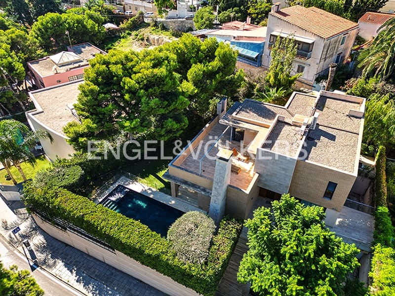 6 sypialnia Willa na sprzedaż w Miasto Alicante / Alacant z basenem garażem - 1 395 000 € (Ref: 9354495)