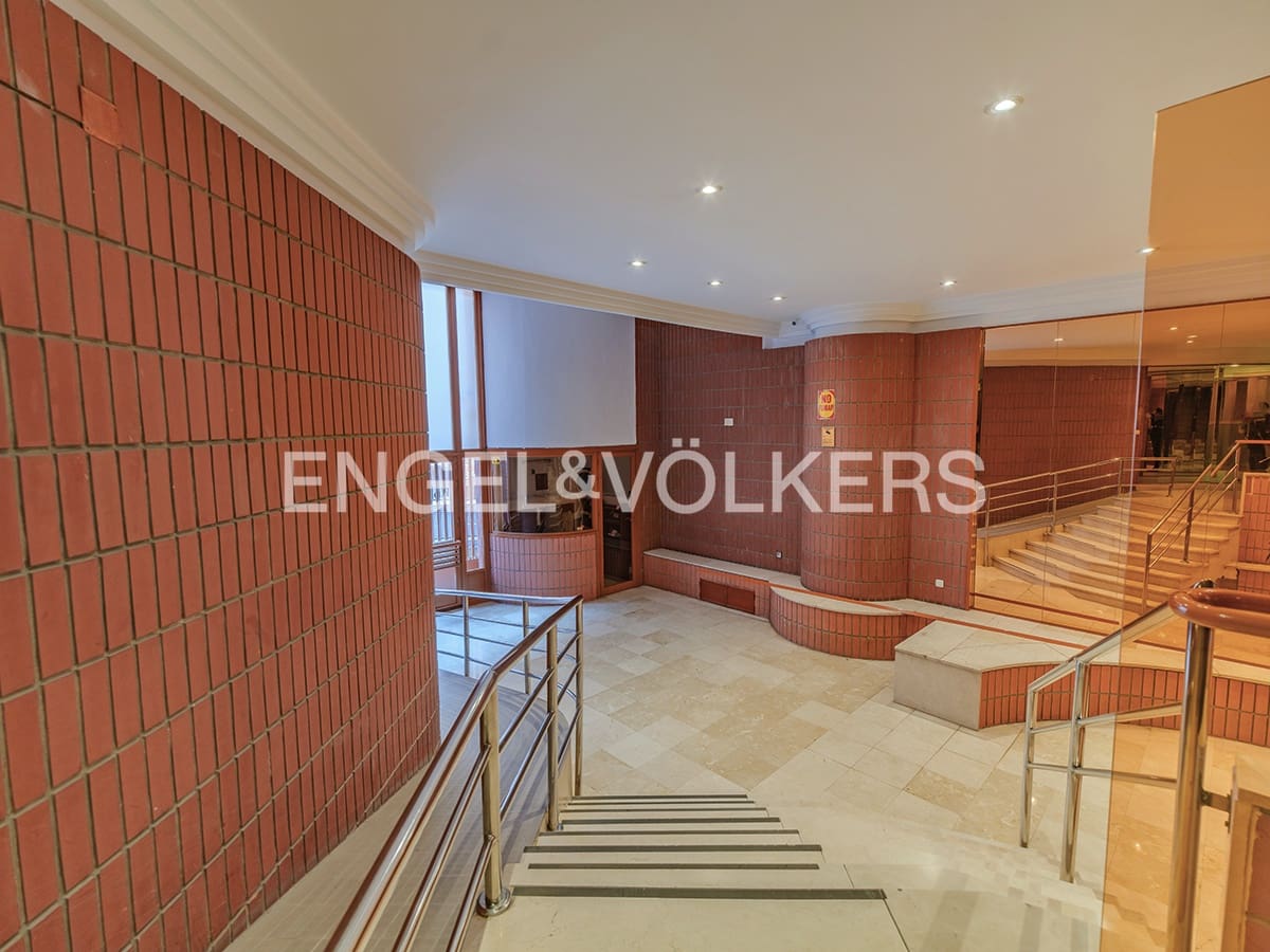 Leilighet til salgs i Alicante by - € 265 000 (Ref: 9378102)