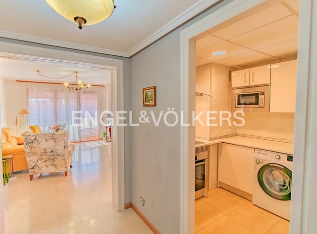 Apartamento para venda em Barrio del Centro, Alicante cidade - 265 000 € (Ref: 9378102)