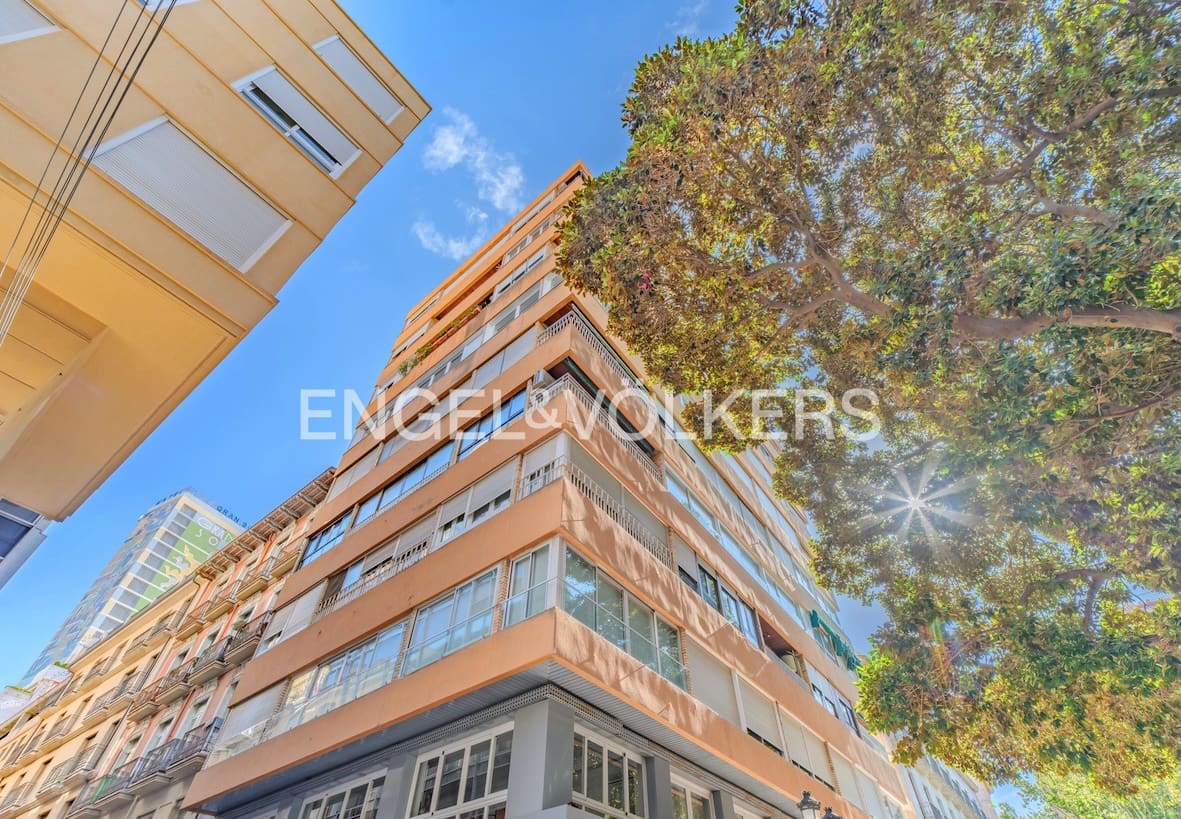 3 sypialnia Apartament na sprzedaż w Miasto Alicante / Alacant - 365 000 € (Ref: 9378143)