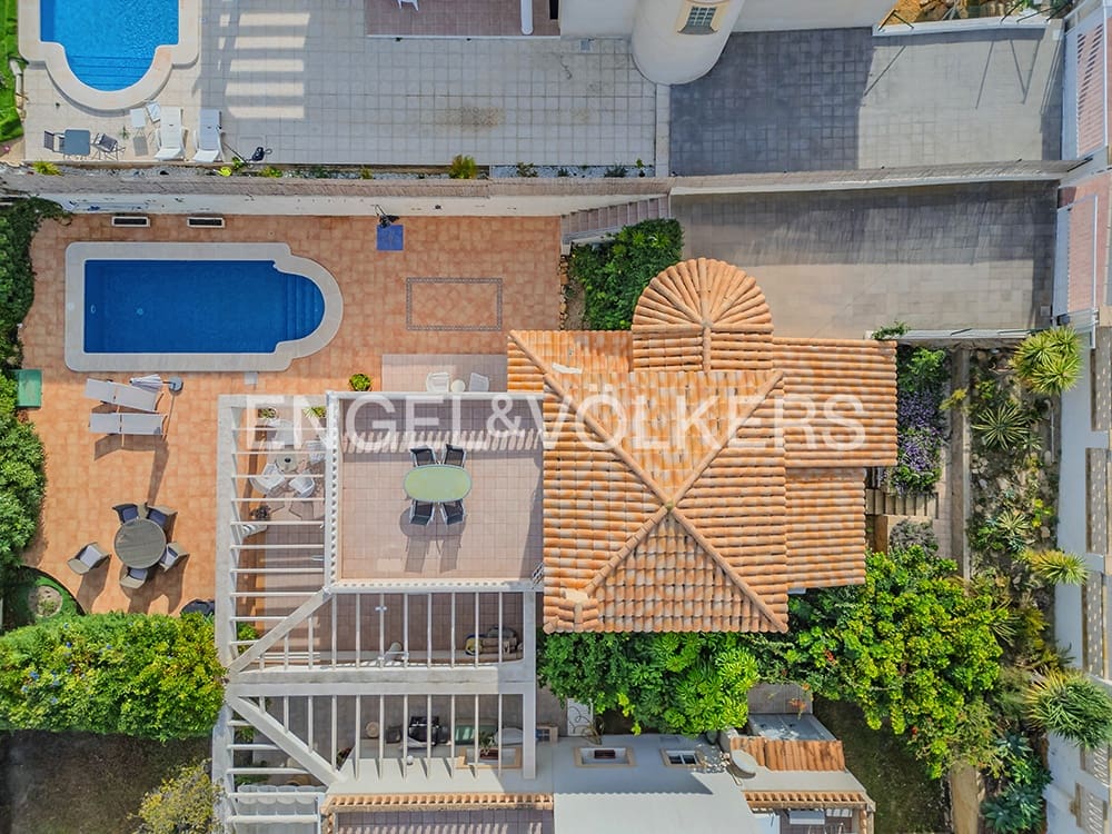 3 camera da letto Villa in vendita in El Campello con piscina garage - 569.000 € (Rif: 9383736)