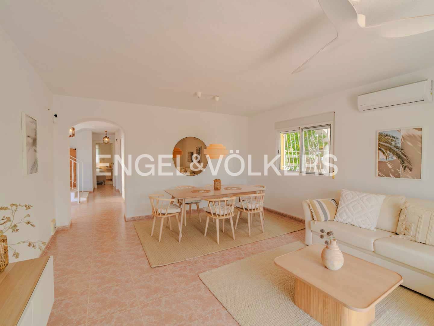3 camera da letto Villa in vendita in El Campello con piscina garage - 569.000 € (Rif: 9383736)