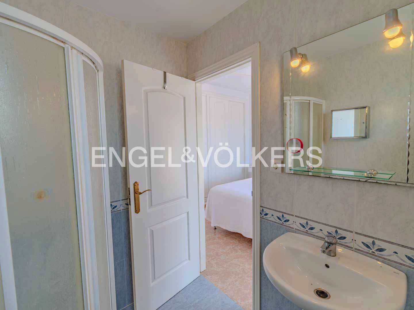 3 camera da letto Villa in vendita in El Campello con piscina garage - 569.000 € (Rif: 9383736)