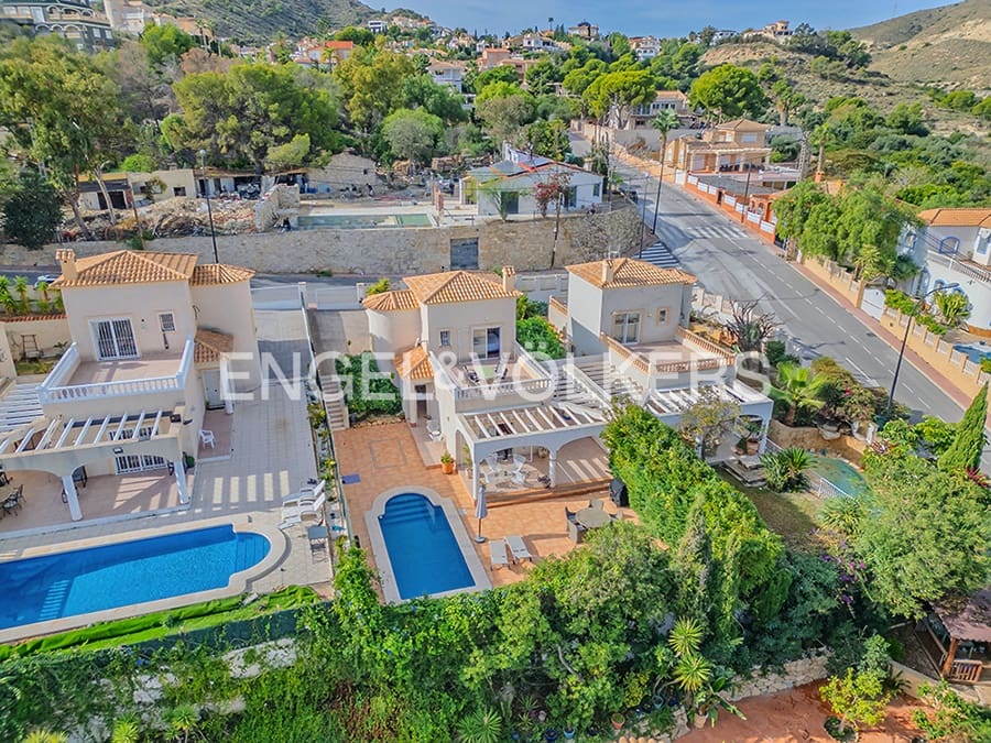 3 camera da letto Villa in vendita in El Campello con piscina garage - 569.000 € (Rif: 9383736)