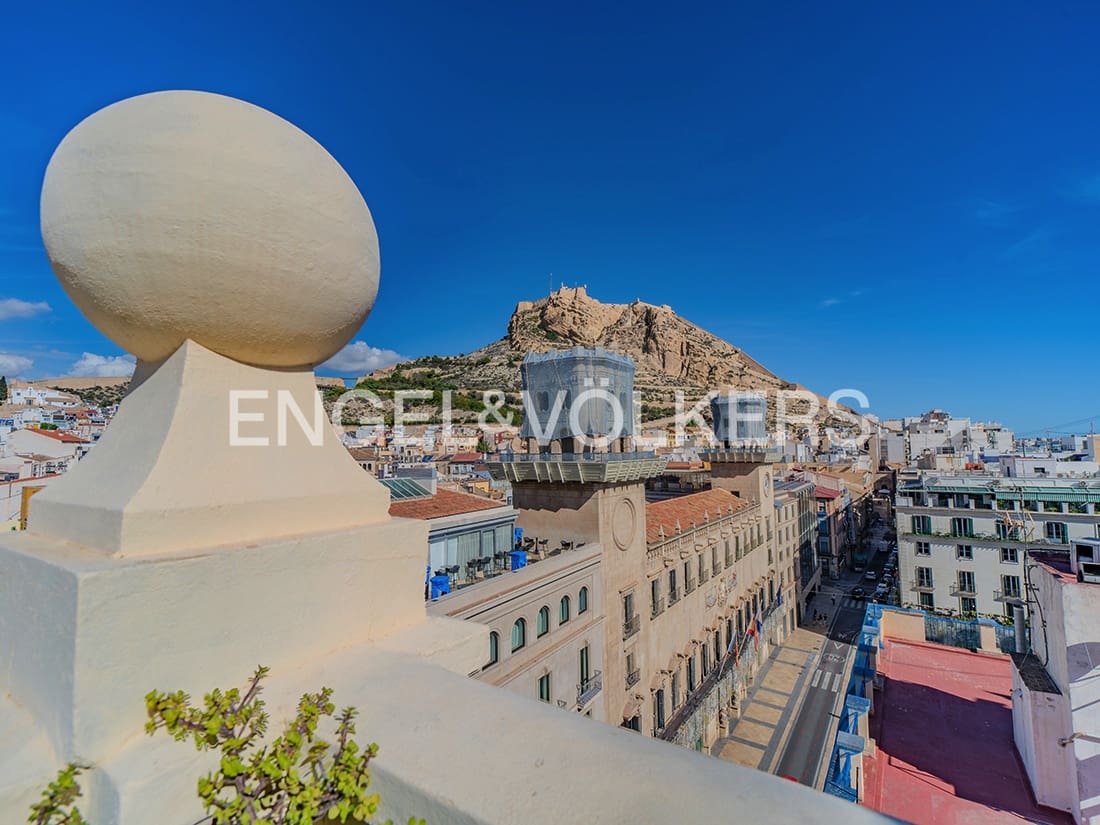 1 soveværelse Penthouse til salg i Alicante by - € 335.000 (Ref: 9383959)