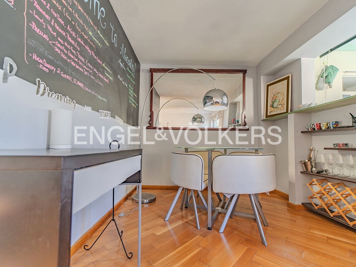 1 soveværelse Penthouse til salg i Alicante by - € 335.000 (Ref: 9383959)