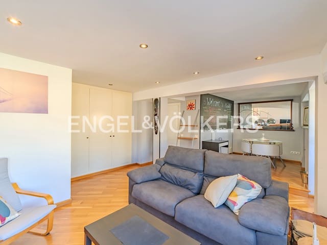 1 makuuhuone Kattohuoneisto myytävänä paikassa Casco Antiguo - Sant Cruz - Ayuntamiento, Alicante kaupunki - 335 000 € (Ref: 9383959)