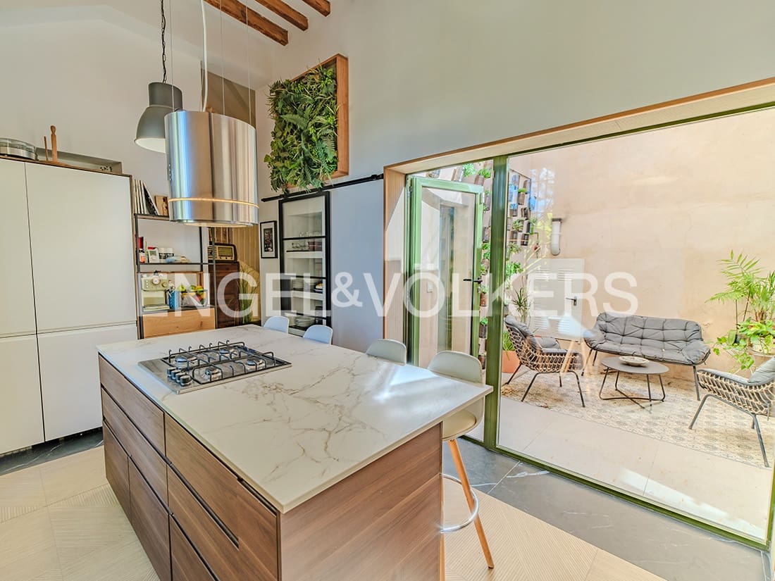 7 soverom Villa til salgs i Villafranqueza med garasje - € 950 000 (Ref: 9383963)