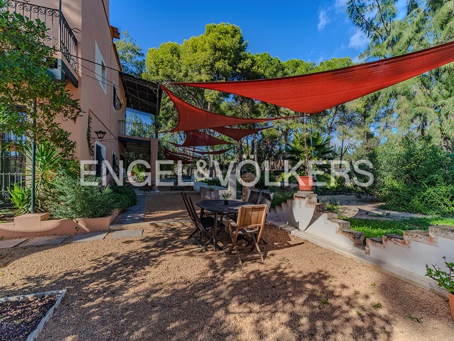 7 soverom Villa til salgs i Villafranqueza med garasje - € 950 000 (Ref: 9383963)