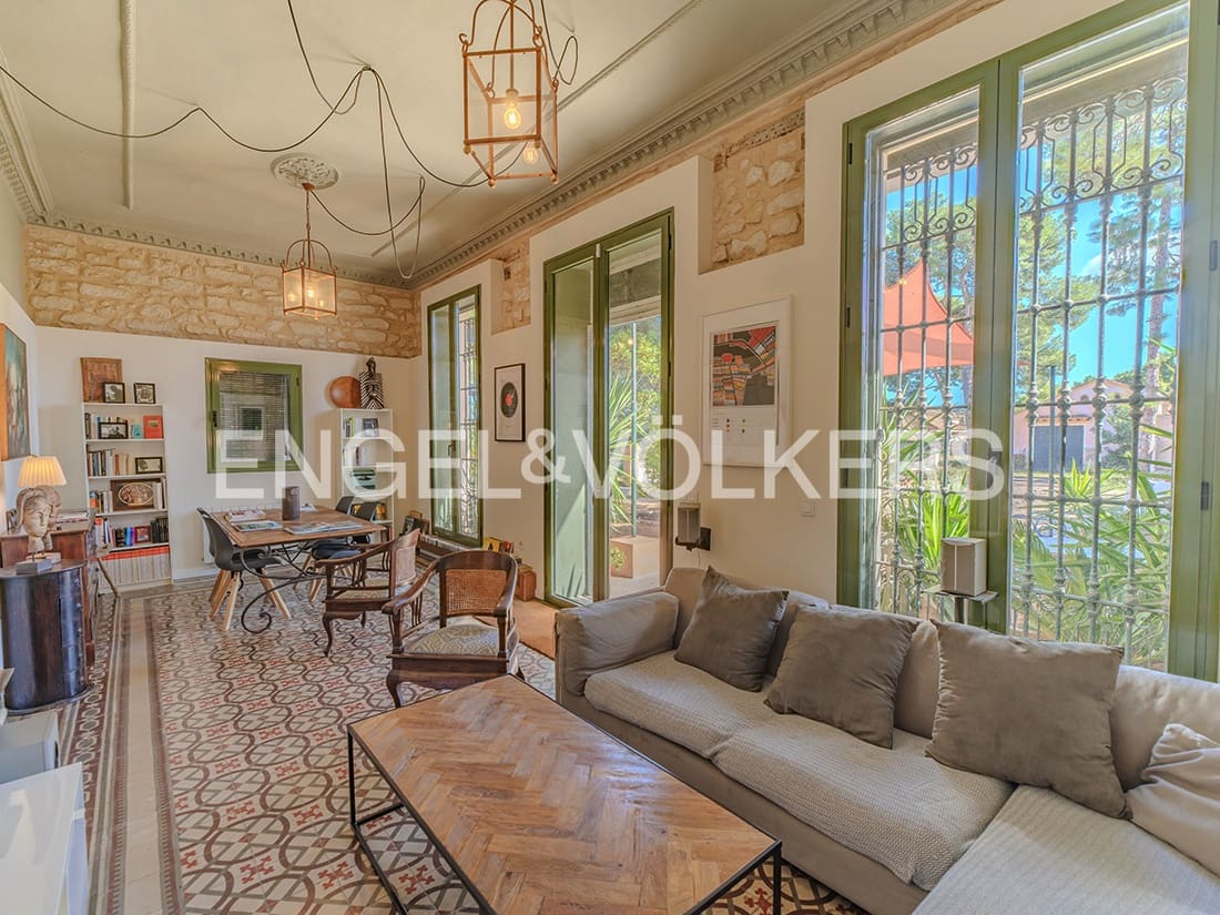 7 soverom Villa til salgs i Villafranqueza med garasje - € 950 000 (Ref: 9383963)