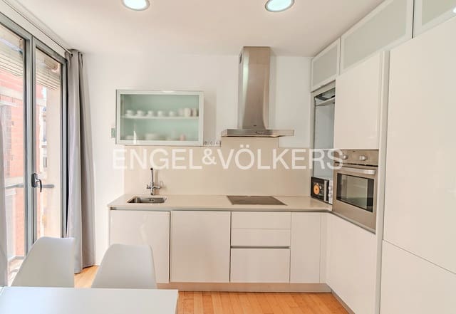 2 soverom Leilighet til salgs i Casco Antiguo - Sant Cruz - Ayuntamiento, Alicante by med garasje - € 375 000 (Ref: 9394233)