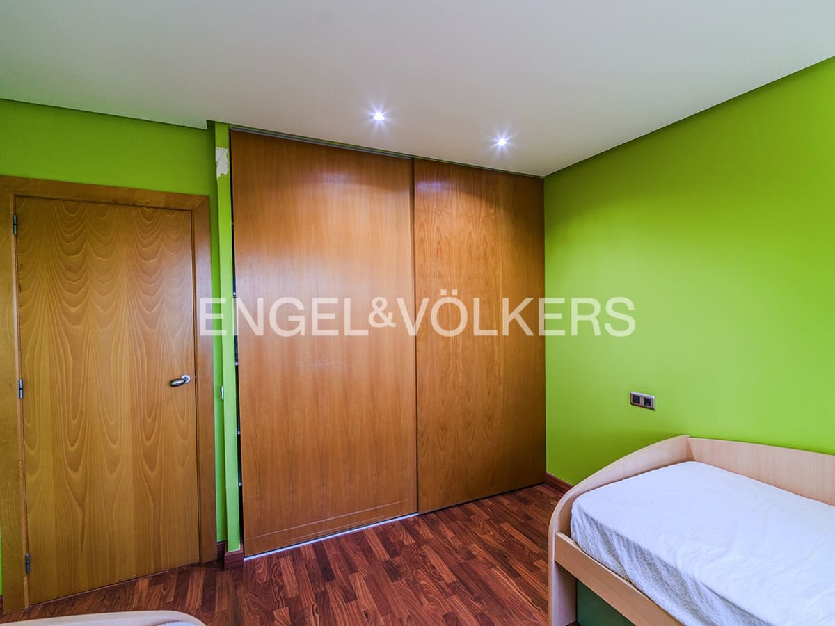 Chalet de 5 habitaciones en Muchamiel / Mutxamel en venta con piscina garaje - 760.000 € (Ref: 9396542)