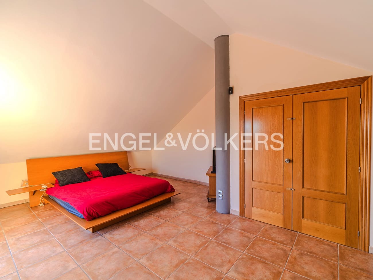 Chalet de 5 habitaciones en Muchamiel / Mutxamel en venta con piscina garaje - 760.000 € (Ref: 9396542)