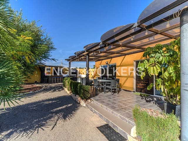 Chalet de 5 habitaciones en Muchamiel / Mutxamel en venta con piscina garaje - 760.000 € (Ref: 9396542)