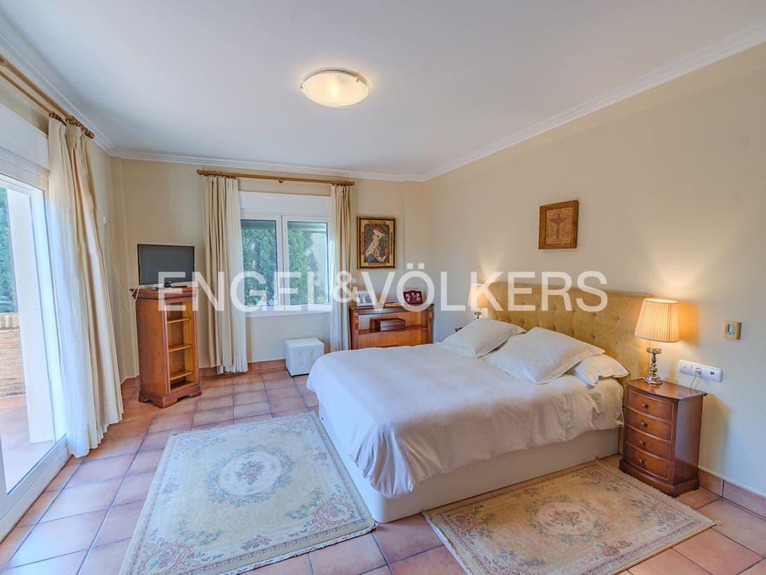 Chalet de 6 habitaciones en Muchamiel / Mutxamel en venta con piscina garaje - 635.000 € (Ref: 9414799)