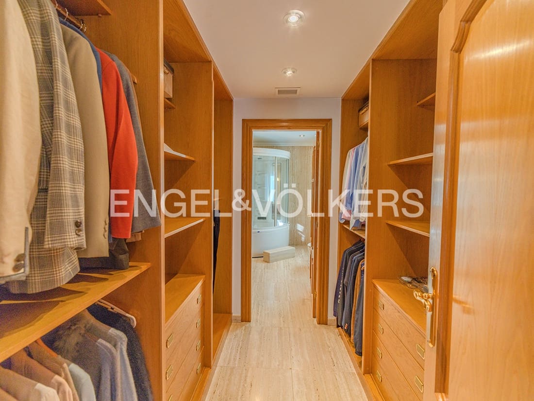 Chalet de 6 habitaciones en Muchamiel / Mutxamel en venta con piscina garaje - 635.000 € (Ref: 9414799)