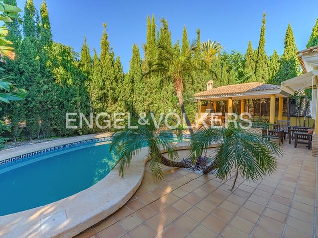 6 bedroom Villa for sale in Muchamiel / Mutxamel with pool garage - € 635,000 (Ref: 9414799)