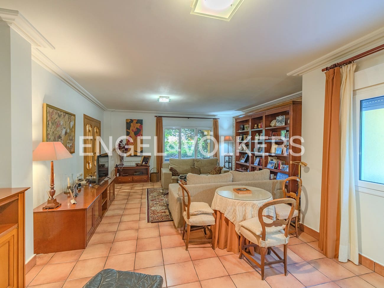 Chalet de 6 habitaciones en Muchamiel / Mutxamel en venta con piscina garaje - 635.000 € (Ref: 9414799)