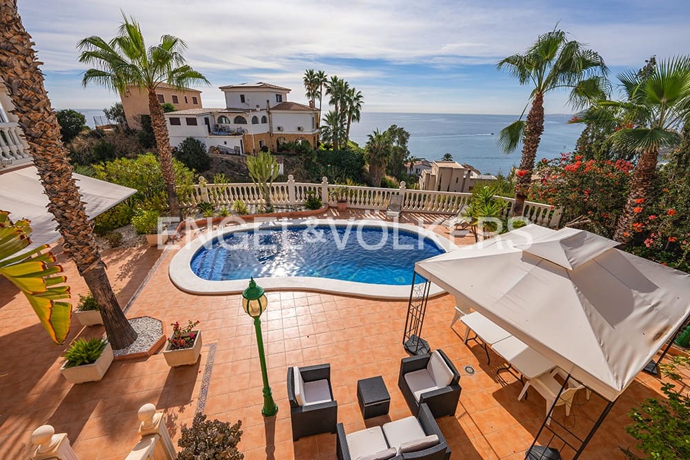 5 sovrum Villa till salu i El Campello med pool garage - 1 150 000 € (Ref: 9428697)