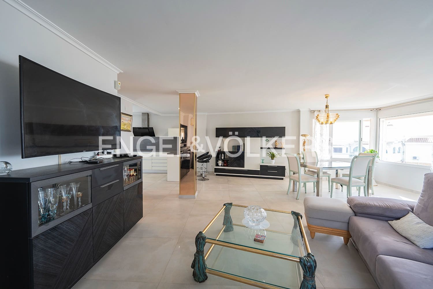 5 sovrum Villa till salu i El Campello med pool garage - 1 150 000 € (Ref: 9428697)