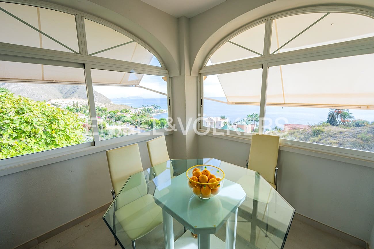 5 sovrum Villa till salu i El Campello med pool garage - 1 150 000 € (Ref: 9428697)