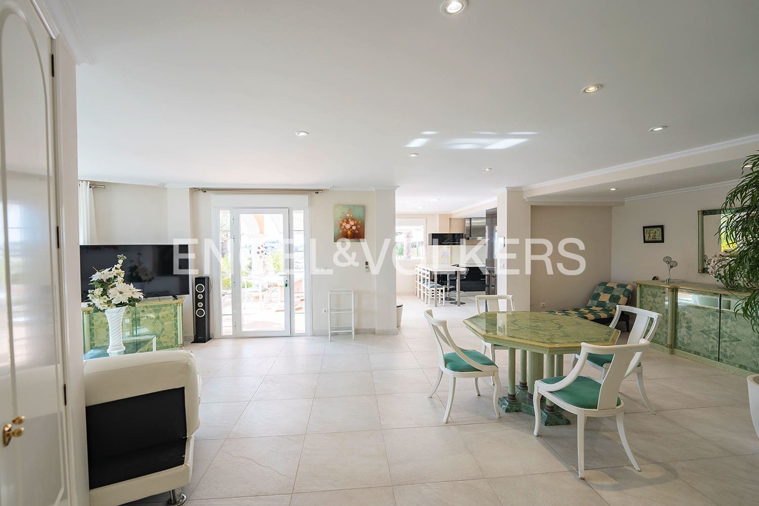 5 sovrum Villa till salu i El Campello med pool garage - 1 150 000 € (Ref: 9428697)