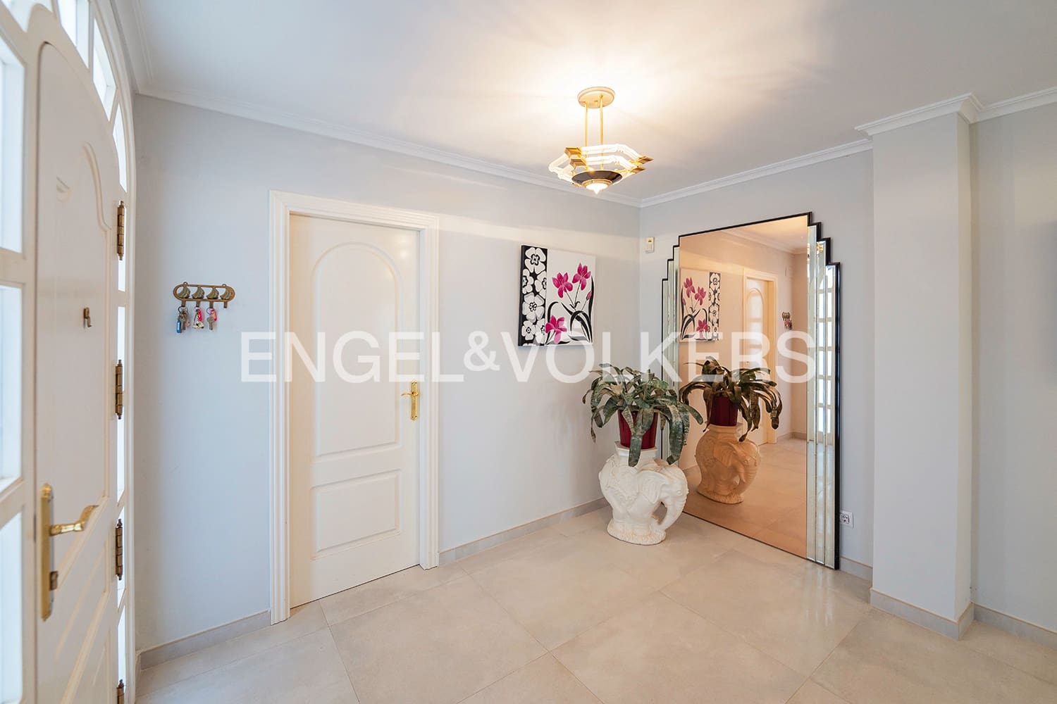 5 sovrum Villa till salu i El Campello med pool garage - 1 150 000 € (Ref: 9428697)