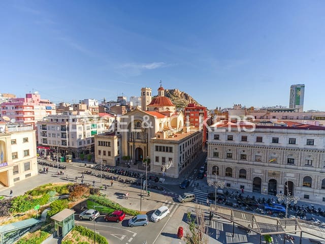 4 soverom Leilighet til salgs i Barrio del Centro, Alicante by - € 799 000 (Ref: 9428771)