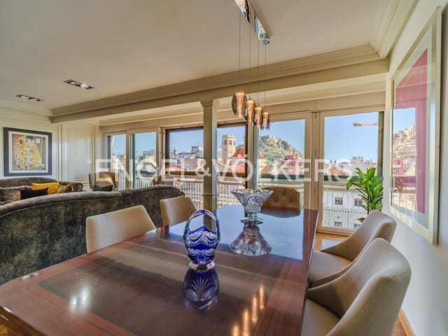 4 soverom Leilighet til salgs i Barrio del Centro, Alicante by - € 799 000 (Ref: 9428771)