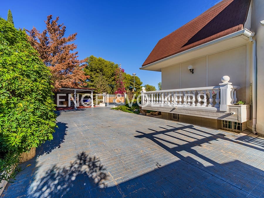 5 chambre Villa/Maison à vendre à San Vicente / Sant Vicent del Raspeig avec piscine garage - 715 000 € (Ref: 9432398)